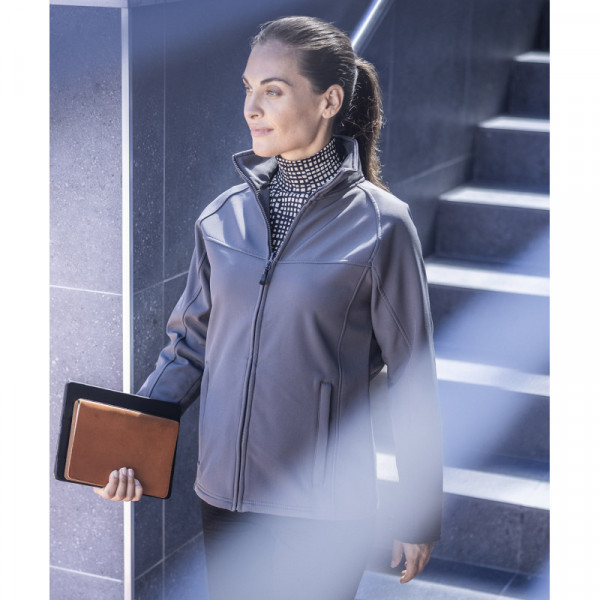 Women's Uproar softshell