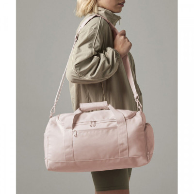 Small training holdall