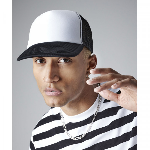 Vintage snapback trucker