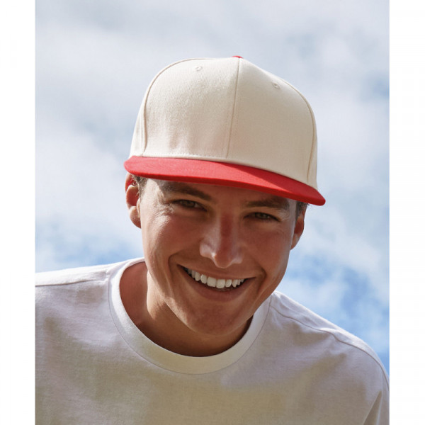 Contrast flat peak 6-panel cap